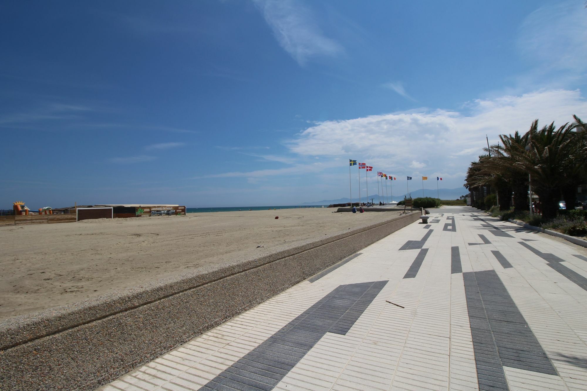 Appartement Charmant A Canet En Roussillon 36 M² Piscine Partagee Luaran gambar